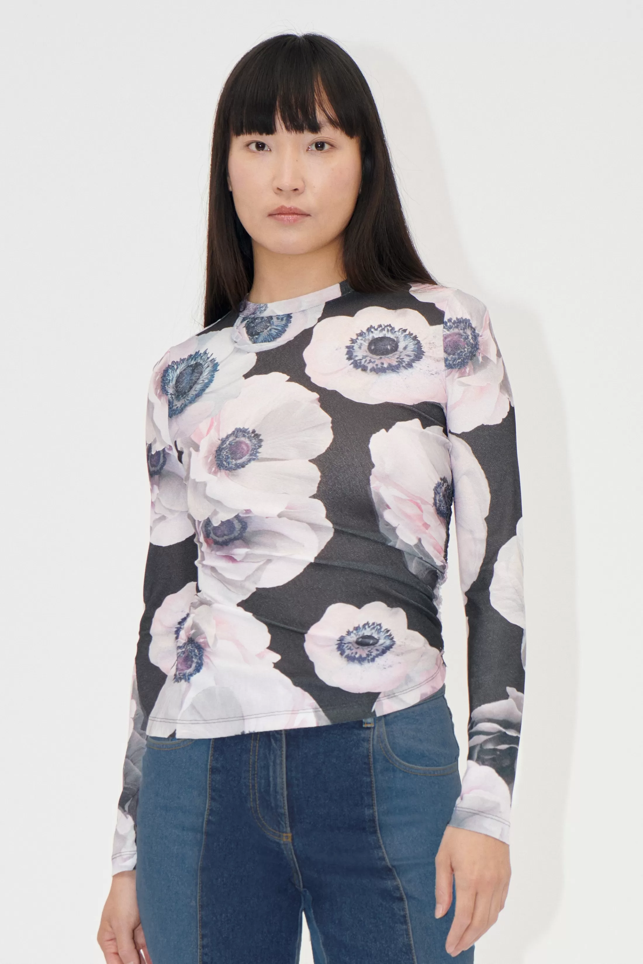 Clearance Asymmetric Long Sleeve Top - Nostalgic Anemone Bluser & Skjorter