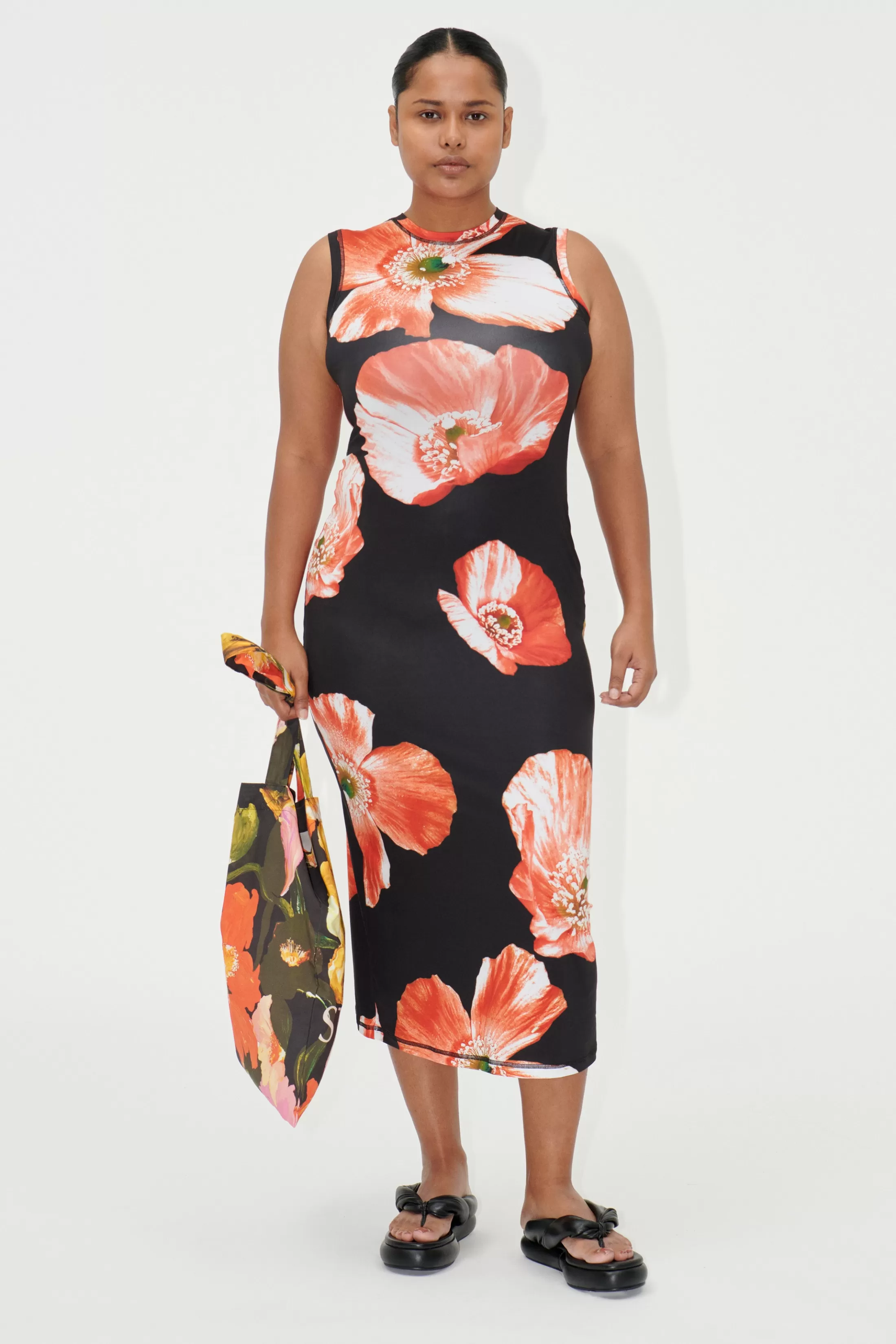 Online SGDanya Dress - Opium Poppies Kjoler