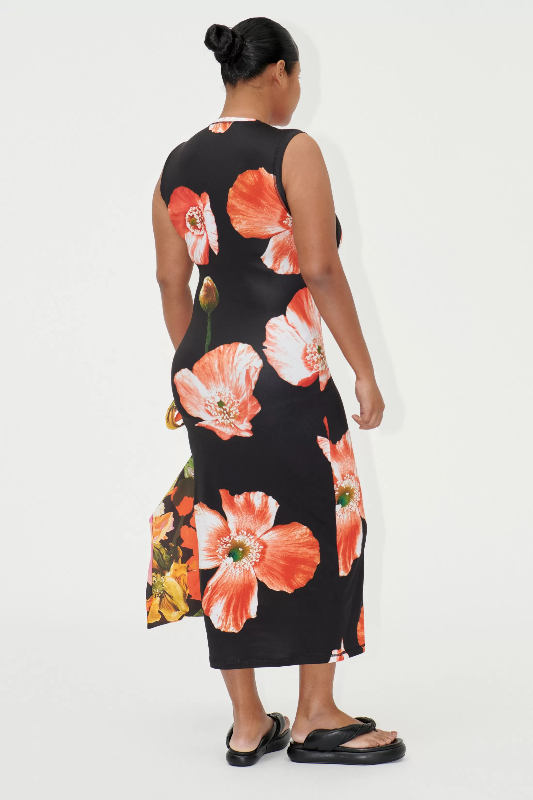 Online SGDanya Dress - Opium Poppies Kjoler