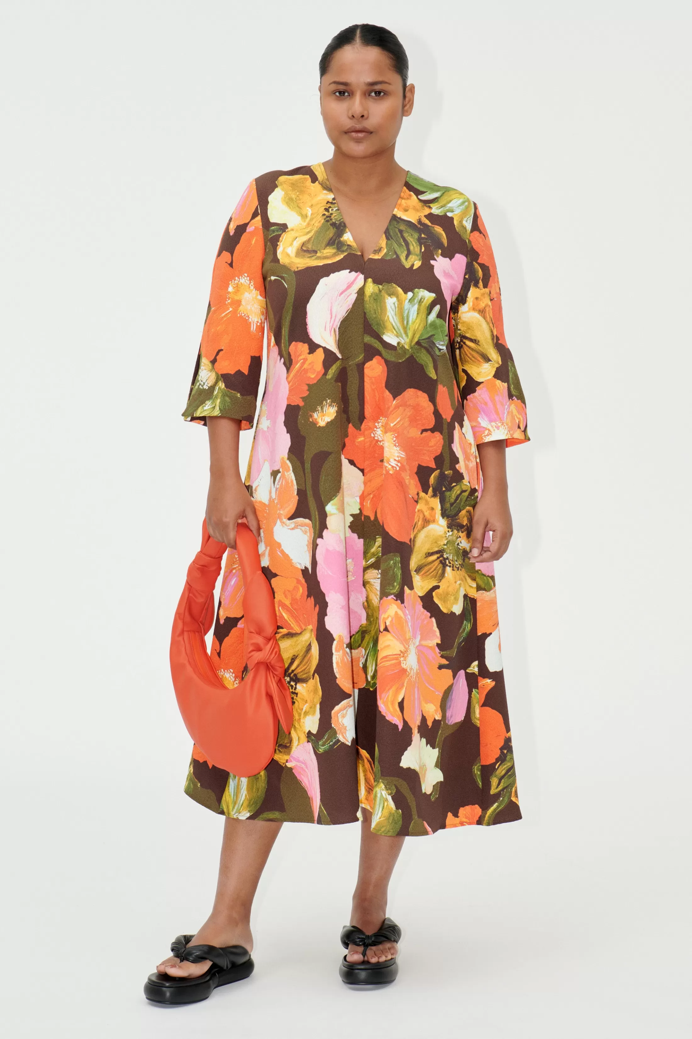 Shop SGVic Dress - Summer Night Poppies Kjoler